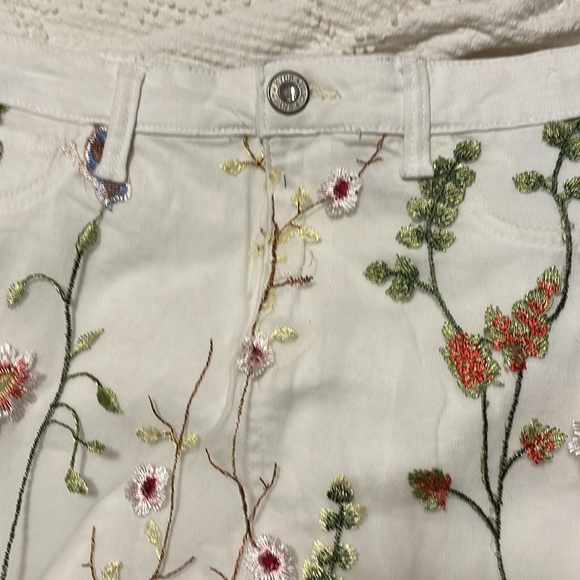 Hydraulic White Denim Mesh Overlay Floral Butterfly Tribeca Mid Rise Mini Skirt - Picture 7 of 12